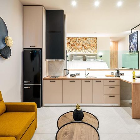 פליראקי Pathos Seaside Suites חדר תמונה