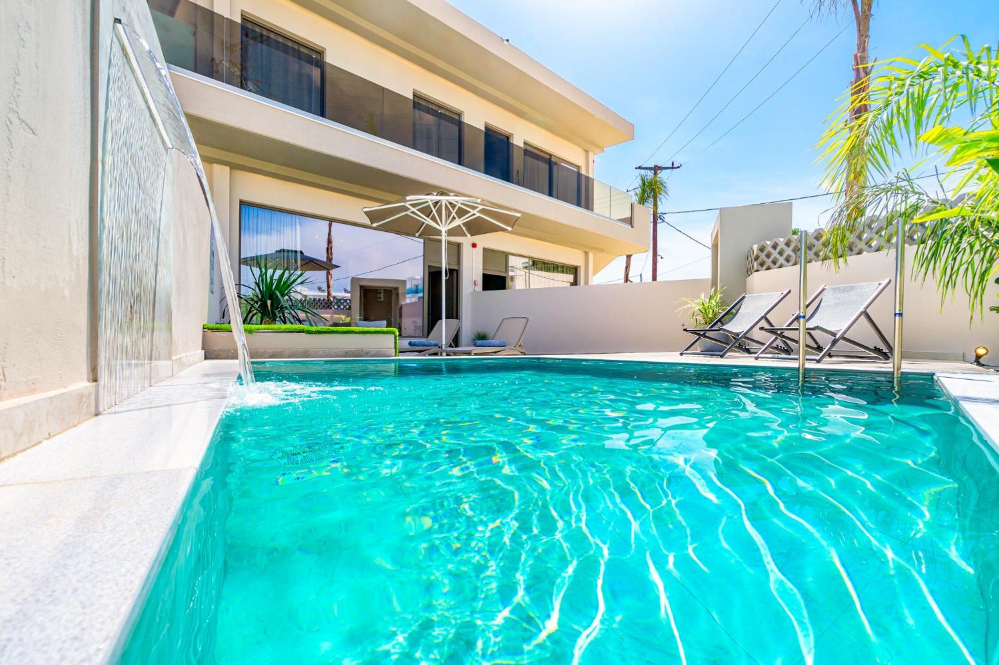 פליראקי Pathos Seaside Suites חדר תמונה